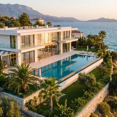 Antalya'da Kusursuz Bir Villa Yaşamı: Manzara ve Mahremiyet