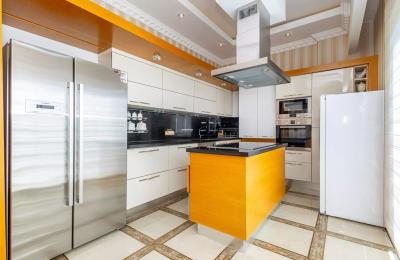 Королевский Дуплекс: Огромный пентхаус 354 м² с личным джакузи в Махмутларе