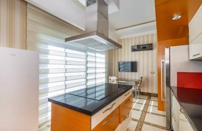 Королевский Дуплекс: Огромный пентхаус 354 м² с личным джакузи в Махмутларе