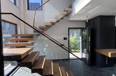 4-Bed Detached Luxury Villa with Private Pool in Çamyuva, Kemer
