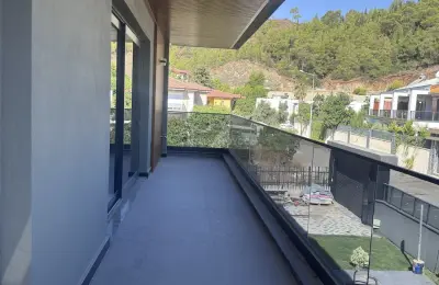 4-Bed Detached Luxury Villa with Private Pool in Çamyuva, Kemer