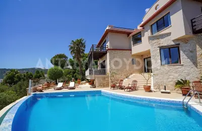 5-Bed Luxury Villa on 1,200 sqm Plot in Kızıltaş, Kalkan