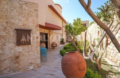 5-Bed Luxury Villa on 1,200 sqm Plot in Kızıltaş, Kalkan