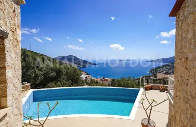5-Bed Luxury Villa on 1,200 sqm Plot in Kızıltaş, Kalkan