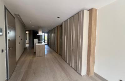 Seafront Ultra-Luxury Smart Home with Panoramic Views 25m from the Beach in Oriza Park, Liman