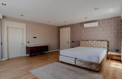 Ультра-роскошная вилла с лифтом и SPA в Коньяалты: Особняк 6+1 с бассейном
