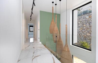 Fully Detached 4+1 Villa with Panoramic Sea Views on a 653 m² Plot in Kargicak