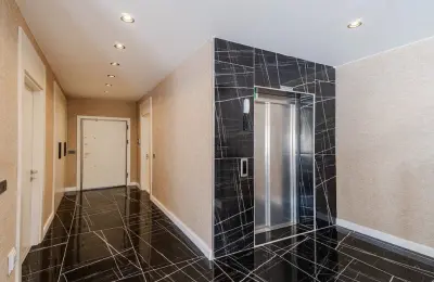 Ультра-роскошная вилла с лифтом и SPA в Коньяалты: Особняк 6+1 с бассейном