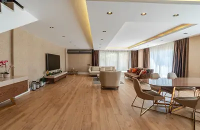 Ультра-роскошная вилла с лифтом и SPA в Коньяалты: Особняк 6+1 с бассейном