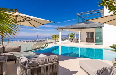 Умная ультра-роскошная вилла в Каргыджаке с высокотехнологичной безопасностью на 22 камеры и подогревом бассейна до 32°C