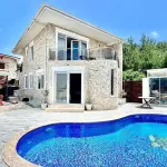 Alanya Kargıcak’ta Tam Eşyalı Müstakil Havuzlu & Kış Bahçeli 5+1 Tripleks Lüks Villa