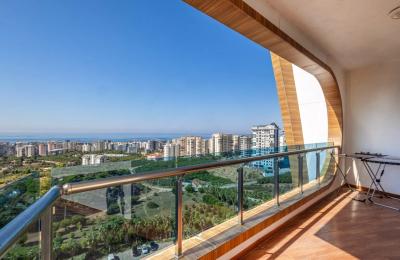 Королевский Дуплекс: Огромный пентхаус 354 м² с личным джакузи в Махмутларе