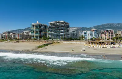 Alanya Mahmutlar'da Denize Sıfır Özel Plajlı 5+2 Ultra Lüks Kupon Penthouse | Vatandaşlığa Uygun