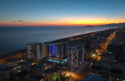 Alanya Mahmutlar'da Denize Sıfır Özel Plajlı 5+2 Ultra Lüks Kupon Penthouse | Vatandaşlığa Uygun