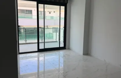 Alanya Mahmutlar'da Denize Sıfır Özel Plajlı 5+2 Ultra Lüks Kupon Penthouse | Vatandaşlığa Uygun
