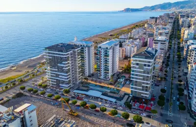 Alanya Mahmutlar'da Denize Sıfır Özel Plajlı 5+2 Ultra Lüks Kupon Penthouse | Vatandaşlığa Uygun
