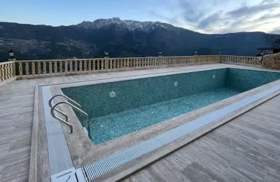 5+2 Luxury Detached Stone Mansion with 839 m² Plot Built with Tosmur Stone in Alanya