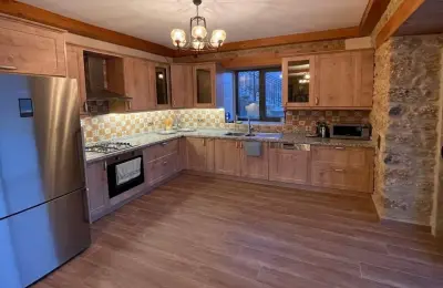 5+2 Luxury Detached Stone Mansion with 839 m² Plot Built with Tosmur Stone in Alanya