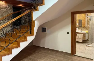 5+2 Luxury Detached Stone Mansion with 839 m² Plot Built with Tosmur Stone in Alanya