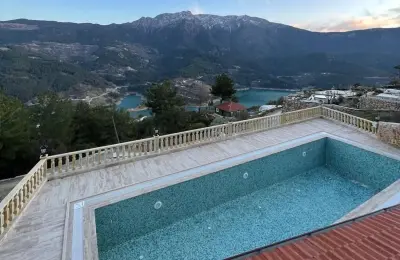 5+2 Luxury Detached Stone Mansion with 839 m² Plot Built with Tosmur Stone in Alanya