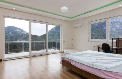 5+1 Luxury Detached Villa for Sale in Antalya Konyaalti Hisarcandir