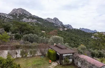 5+1 Luxury Detached Villa for Sale in Antalya Konyaalti Hisarcandir