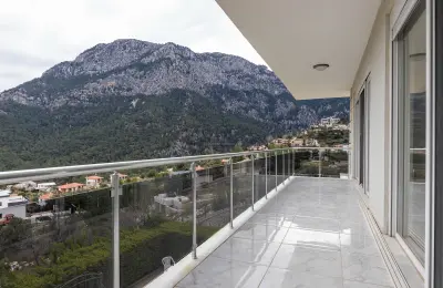 5+1 Luxury Detached Villa for Sale in Antalya Konyaalti Hisarcandir