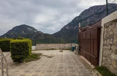 5+1 Luxury Detached Villa for Sale in Antalya Konyaalti Hisarcandir
