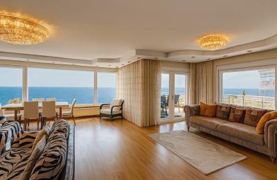 Massive 4+1 Apartment (210 m²) with Panoramic Sea Views in Elite Lara Çağlayan