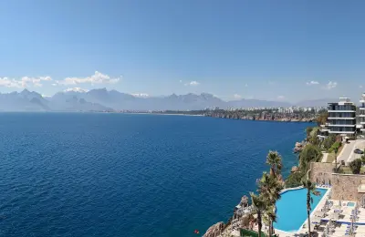 Antalya Muratpaşa'da Denize Sıfır, Yeni Bitmiş ve Yaşamaya Hazır Lüks Daireler: Sirius Manzara