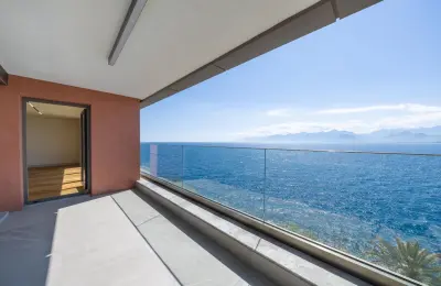 Antalya Muratpaşa'da Denize Sıfır, Yeni Bitmiş ve Yaşamaya Hazır Lüks Daireler: Sirius Manzara