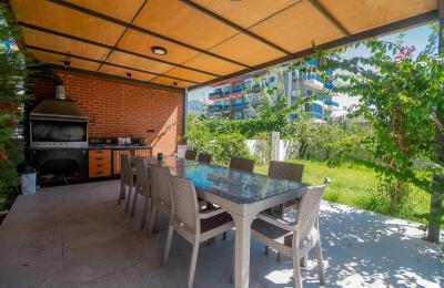 Unique Property in Alanya Kestel: Sea View 2+1 Apartment with a Separate Studio Unit