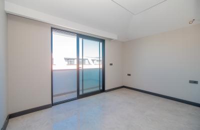 Unique Property in Alanya Kestel: Sea View 2+1 Apartment with a Separate Studio Unit
