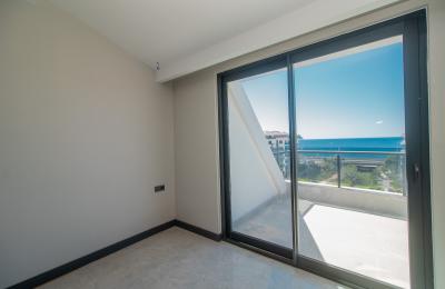 Unique Property in Alanya Kestel: Sea View 2+1 Apartment with a Separate Studio Unit