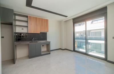 Unique Property in Alanya Kestel: Sea View 2+1 Apartment with a Separate Studio Unit