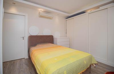 Rare 3+1 Garden Duplex for Sale in Gürsu | 20 Meters to Sea, Natural Gas