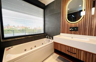 Antalya Kemer Çamyuva'da İskanı Alınmış, Full Eşyalı ve Akıllı Sistem Ultra Lüks Müstakil Villa