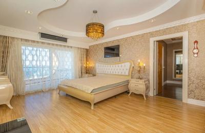 Королевский Дуплекс: Огромный пентхаус 354 м² с личным джакузи в Махмутларе