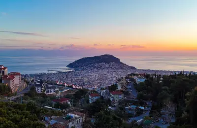 Alanya Bektaş'ta Kesintisiz Manzaralı Malikane