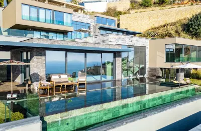 Alanya Bektaş'ta Kesintisiz Manzaralı Malikane