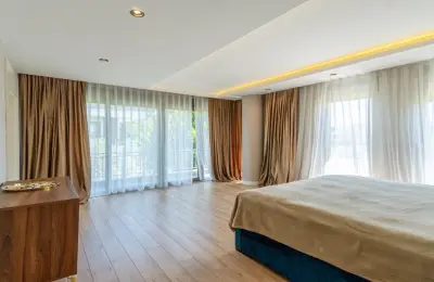 Ультра-роскошная вилла с лифтом и SPA в Коньяалты: Особняк 6+1 с бассейном