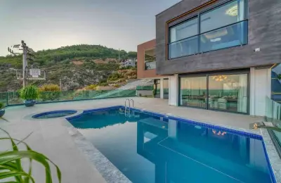 Sovereign 4+1 Eco-Luxury Detached Mansion in Alanya Tepe with Panoramic Sea & Castle Views (Fully Furnished)