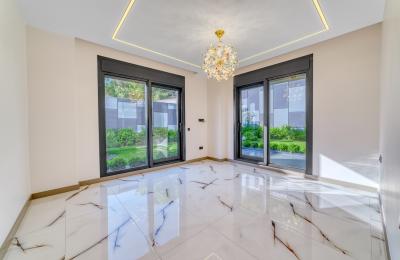 Full Sea & Castle View 4+1 Smart VIP Villa with Private Jacuzzi in Alanya Kestel