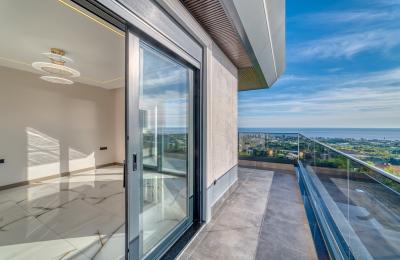 Full Sea & Castle View 4+1 Smart VIP Villa with Private Jacuzzi in Alanya Kestel