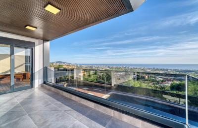 Full Sea & Castle View 4+1 Smart VIP Villa with Private Jacuzzi in Alanya Kestel