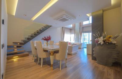 Fully Furnished 4+1 VIP Loft Duplex with Pool View in Casaba Site, Konyaalti