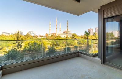 Luxury 3+1 Apartment with Separate Kitchen near Akdeniz University in CASAMAX Konyaalti