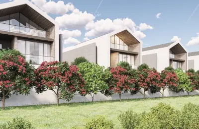 Eco-Friendly 6-Bedroom Villa with Private Pool in Güzeloba, Lara