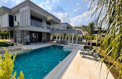 Antalya Kemer Çamyuva'da İskanı Alınmış, Full Eşyalı ve Akıllı Sistem Ultra Lüks Müstakil Villa