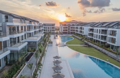 Sunset Park Side: Элитный Комплекс с Бассейном 1200 м² и Теплыми Полами
